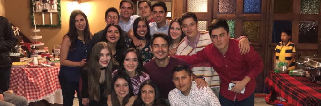 emi_andrade's profile banner image