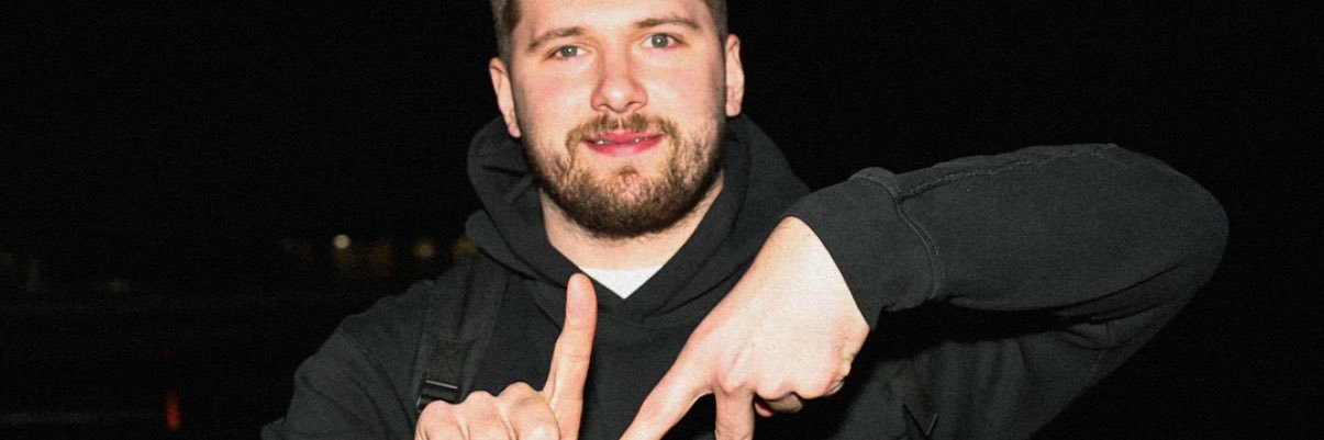 D13__'s profile banner image