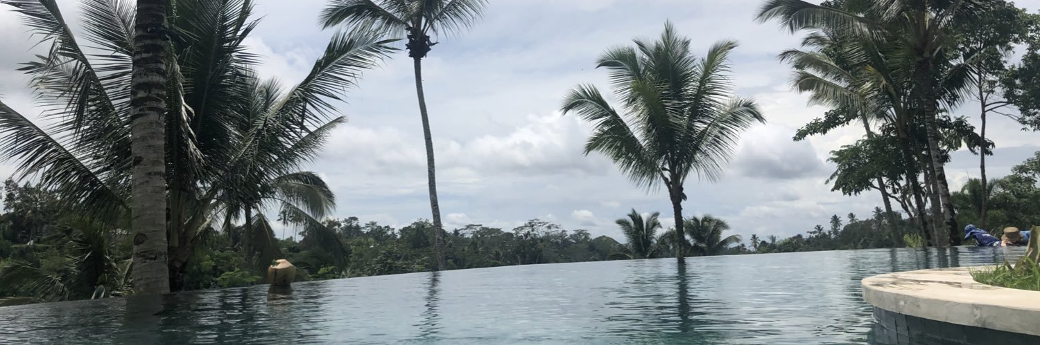 omkuprin's profile banner image