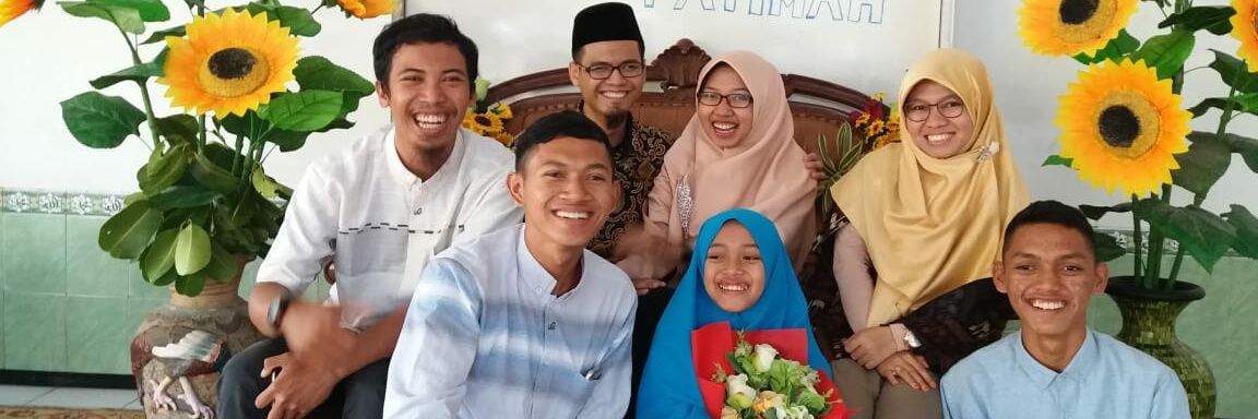 Fathimah Zaini banner