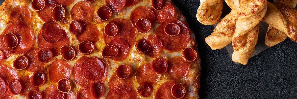 Round Table Pizza banner