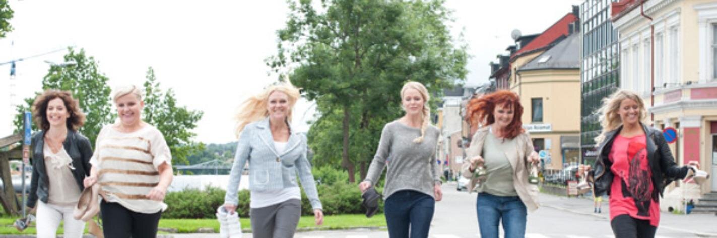 lyk-z & daughters banner