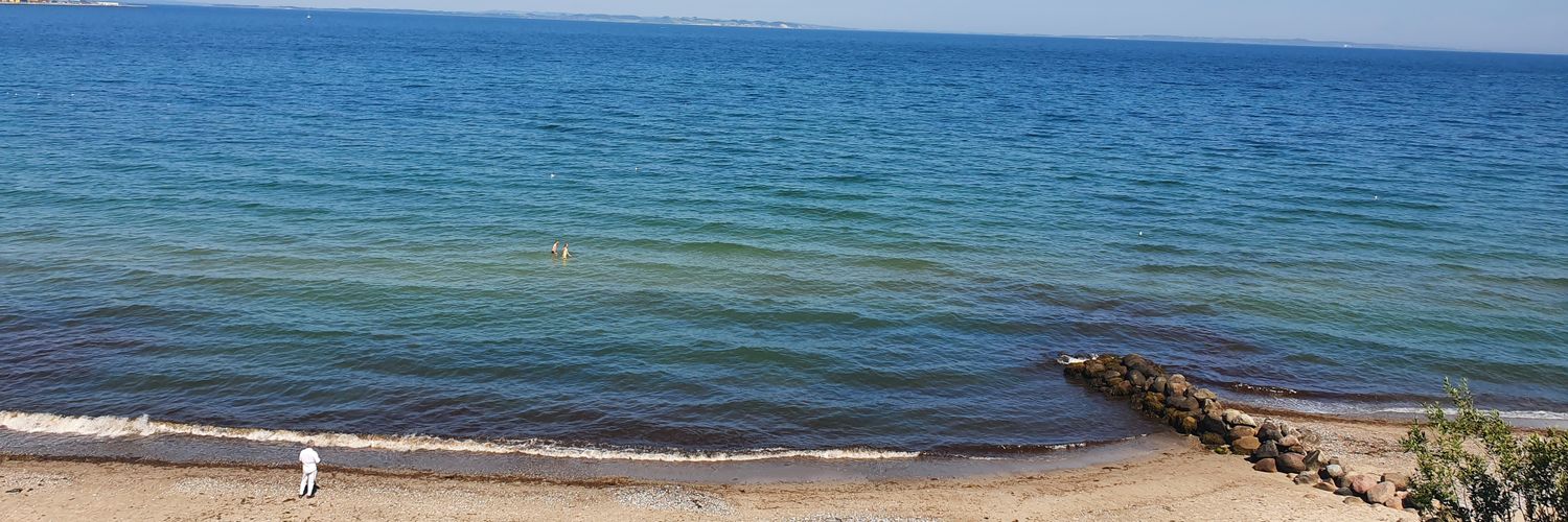 selvsagt@🩵☁️ og 🐘 banner