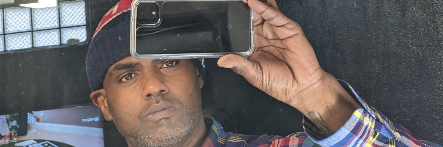 MONEYFIRSTBOSS's profile banner image