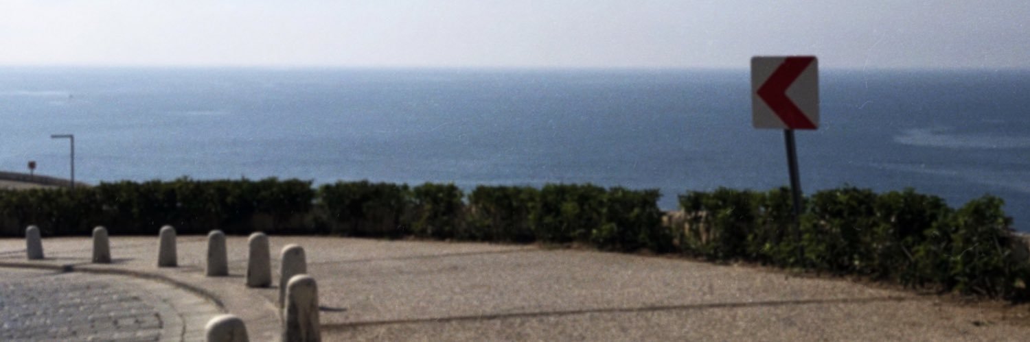 batunah's profile banner image