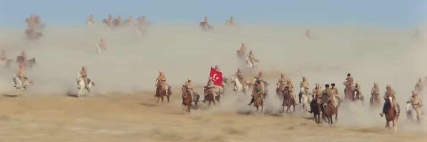 erhneroglu's profile banner image