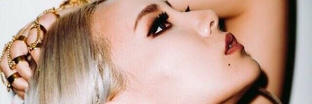 versachaelin's profile banner image