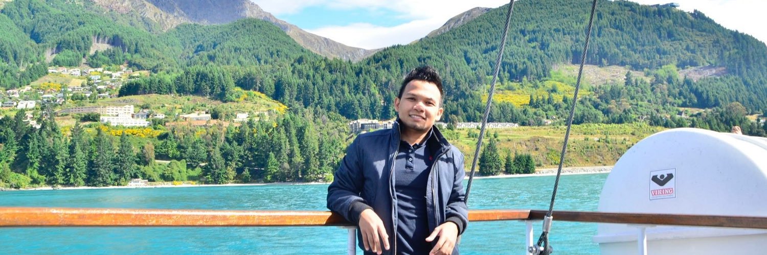 ayiecun's profile banner image