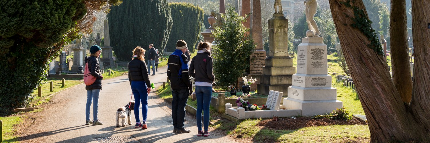 ArnosValeCem's profile banner image