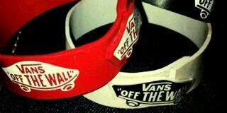 vans_bracelet's profile banner image