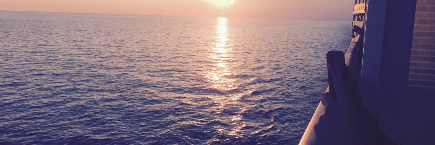 melmccracken's profile banner image