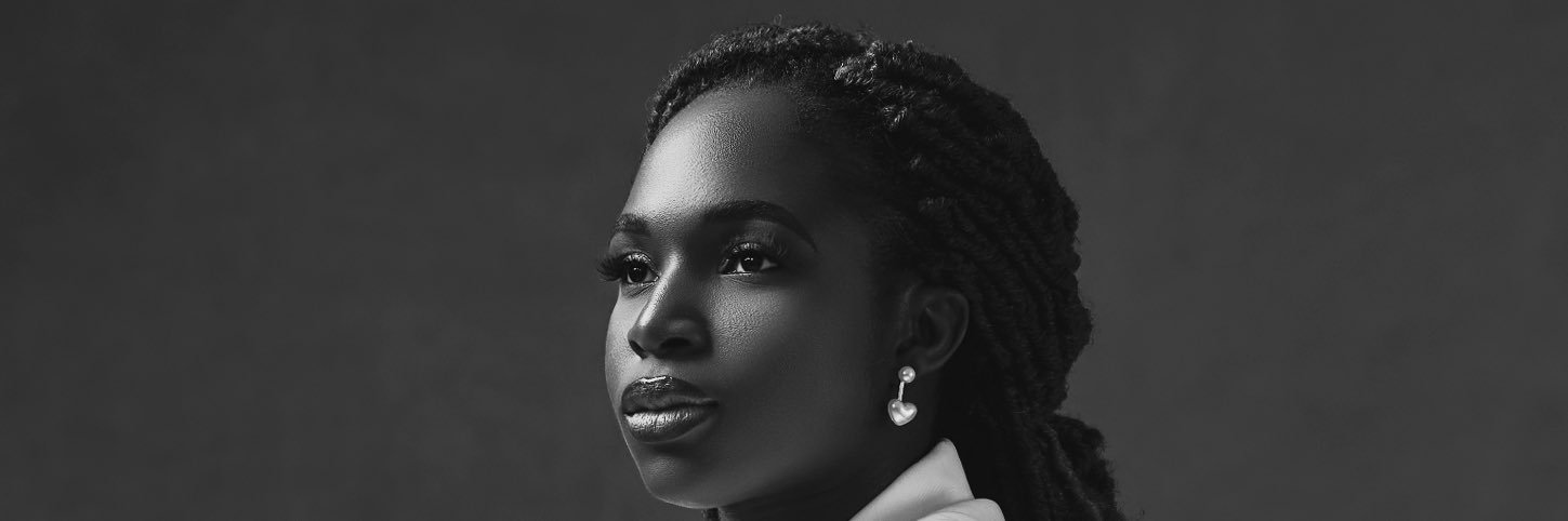 crownbeeee's profile banner image