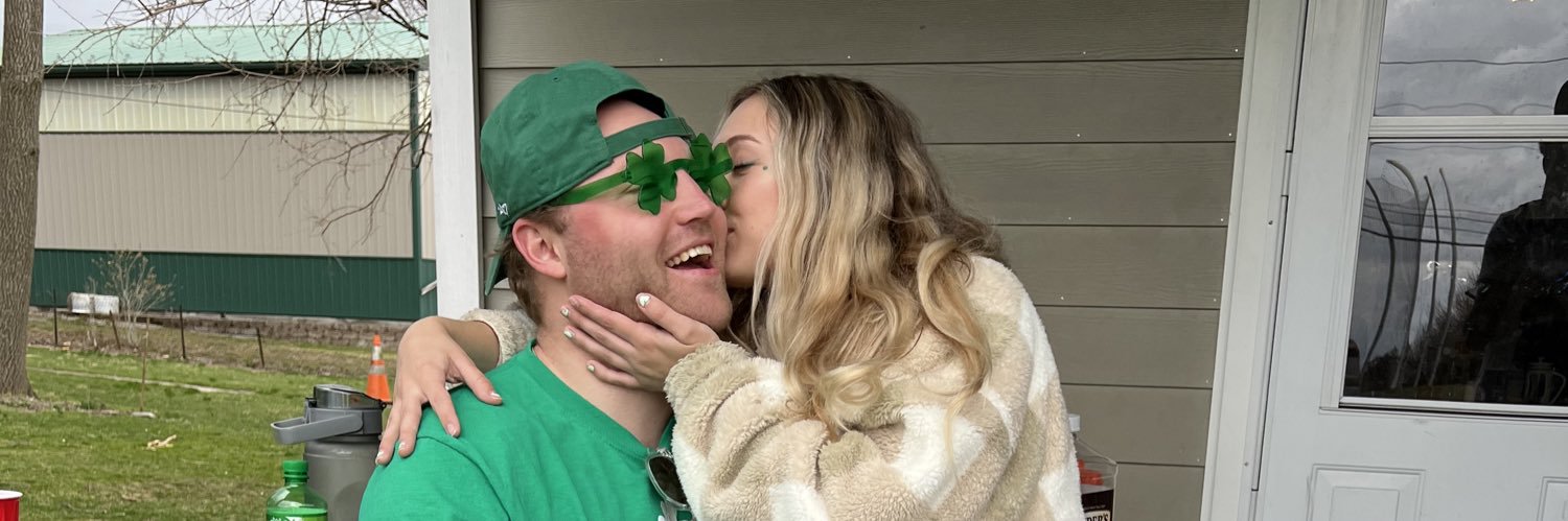 devynsavoy's profile banner image