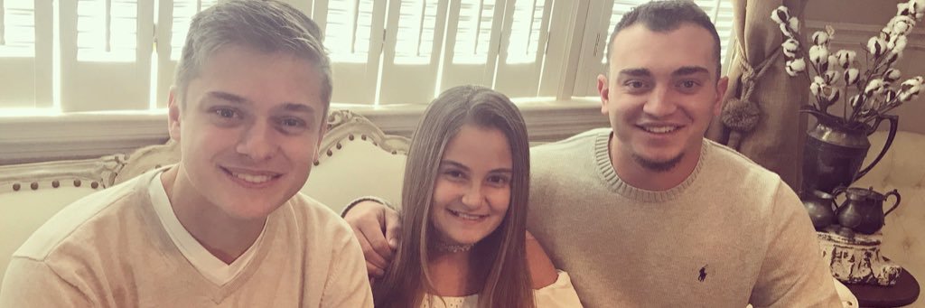 auntmimi15's profile banner image