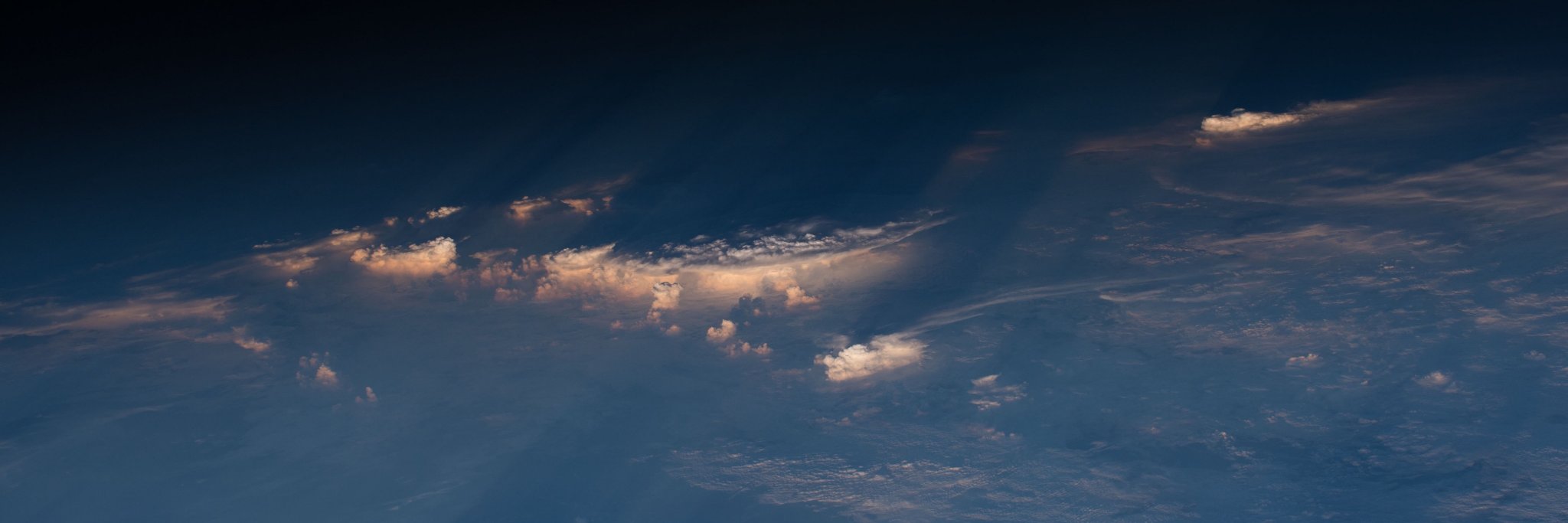 AlexHubner's profile banner image