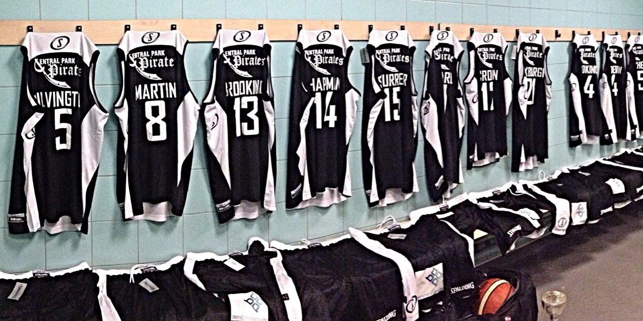 PiratesBasketb5's profile banner image