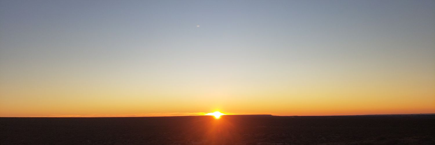 viickgomez's profile banner image