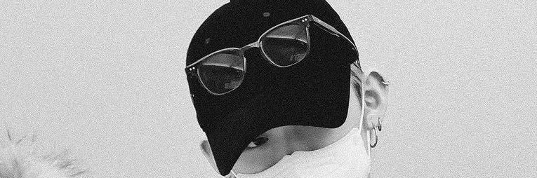 flouzzn's profile banner image