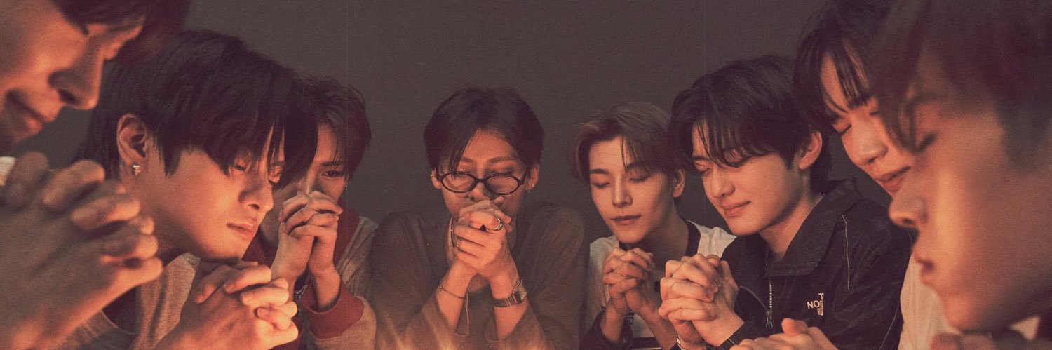 ɐqoɐıx ☁️ banner