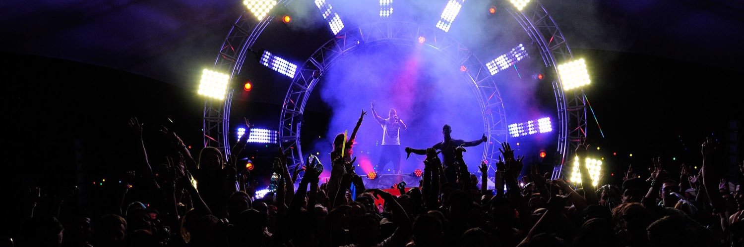 Andre Saint-Albin banner