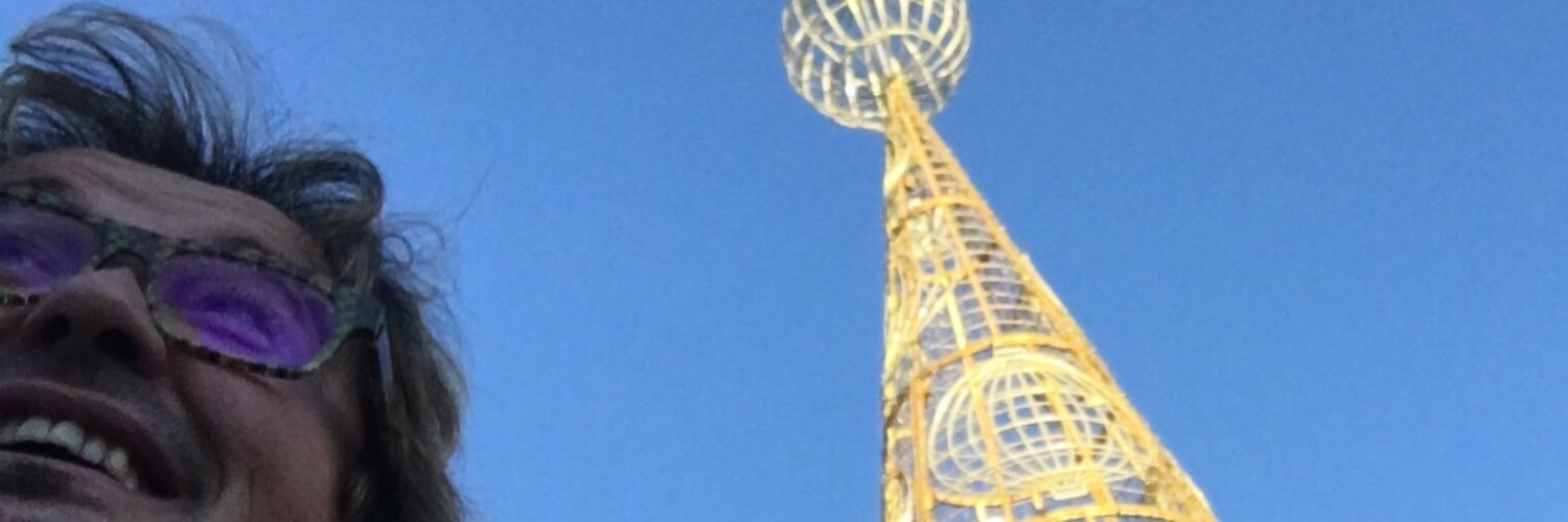 xoangonzalez's profile banner image