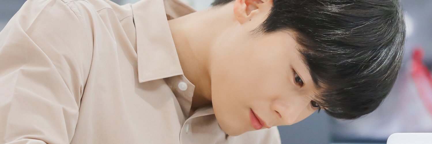 flyingdongjun's profile banner image
