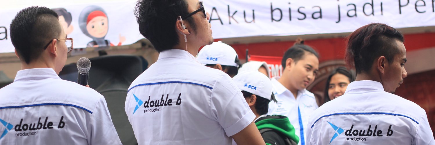official double B banner