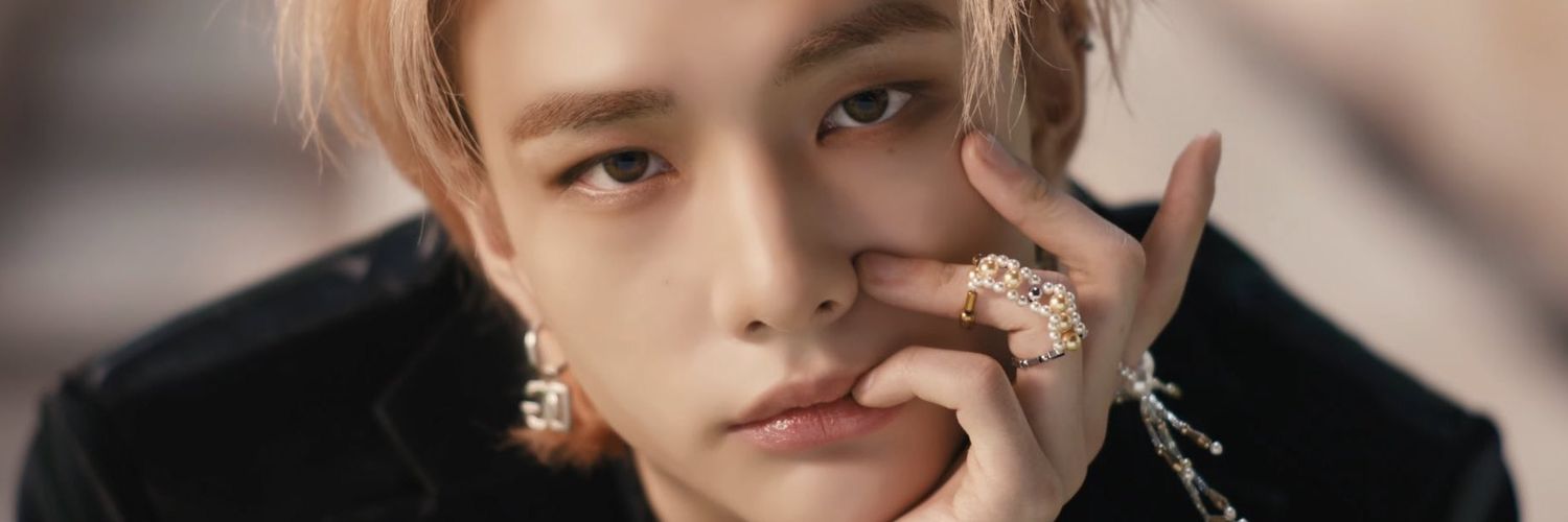 -ˋˏ ┈┈ 🎄 banner