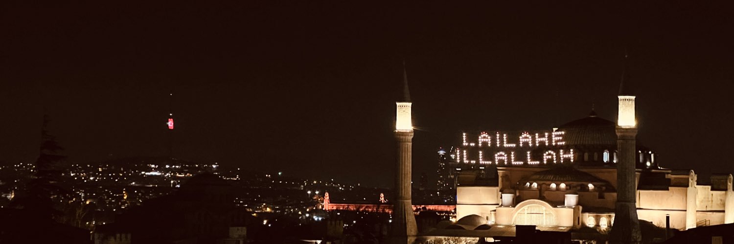 cestlachat's profile banner image