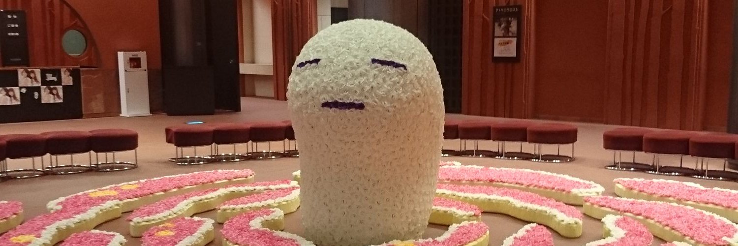 mt_momo's profile banner image