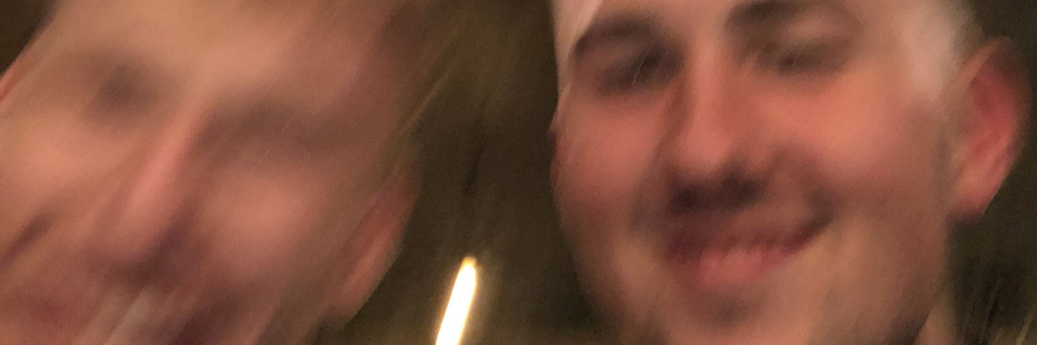 / banner