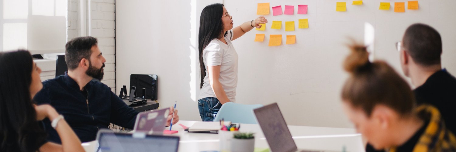 Kelly - Your HR Nerd banner