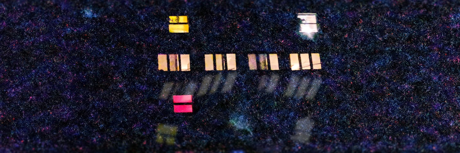eyeholle's profile banner image