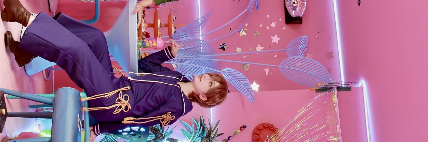 meedecoo's profile banner image