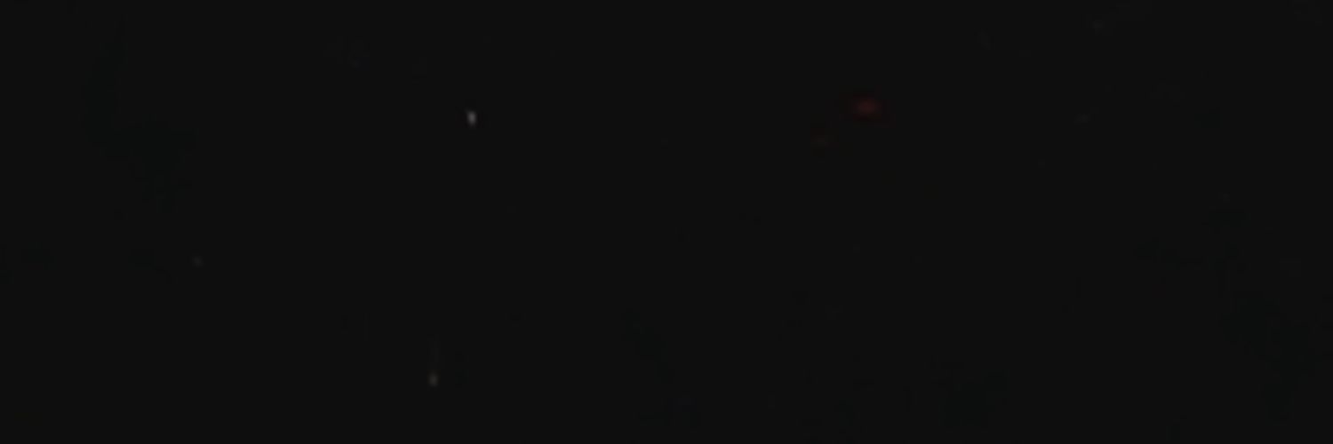 H banner