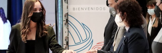 lucyoberlin's profile banner image