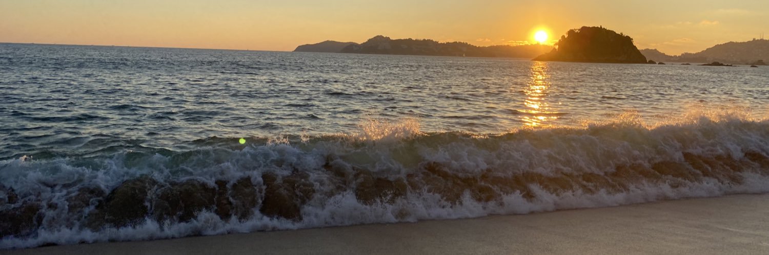 Eunissss's profile banner image
