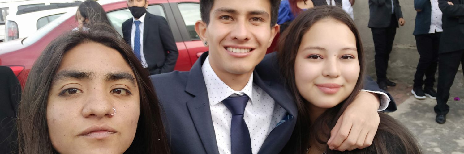 Cami_Alvarez20's profile banner image