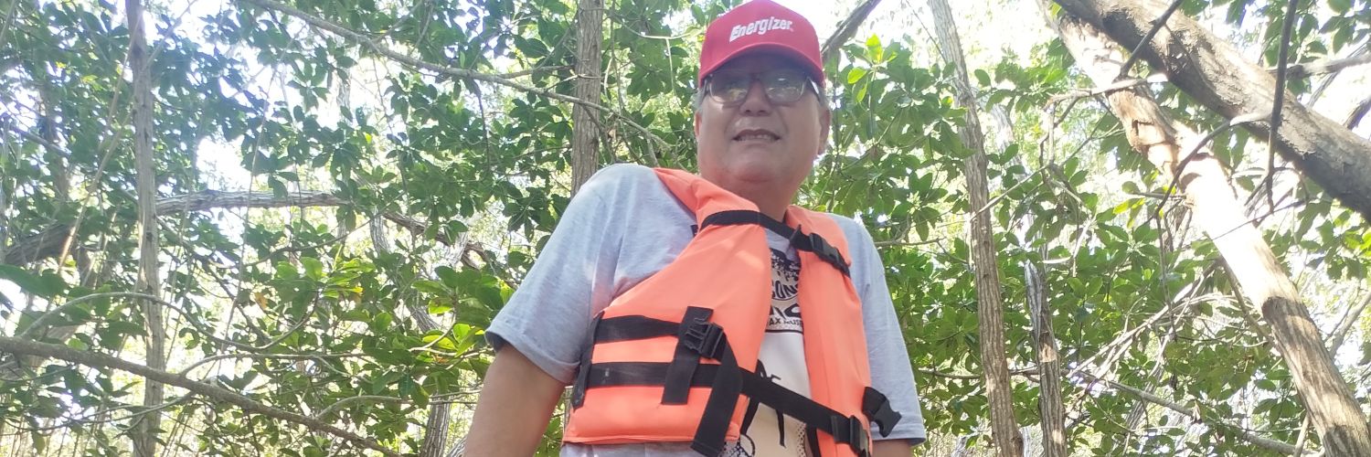 Victor Hugo 🇬🇱 🇺🇦 🇮🇱 banner