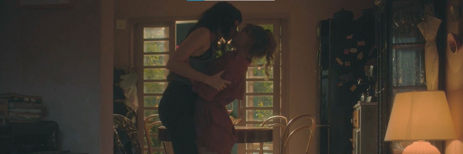 bisexualine's profile banner image