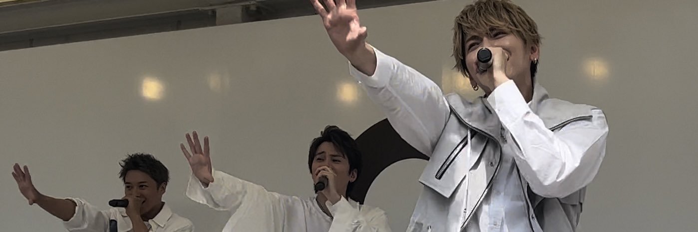 yk_aks's profile banner image
