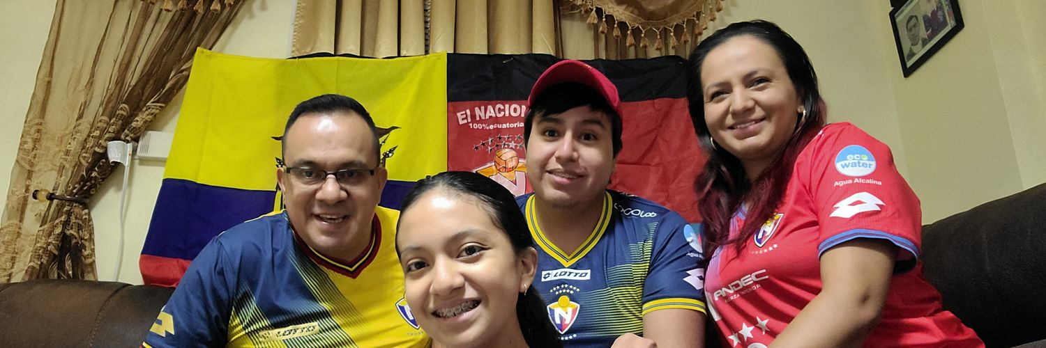 Rojoforever10's profile banner image
