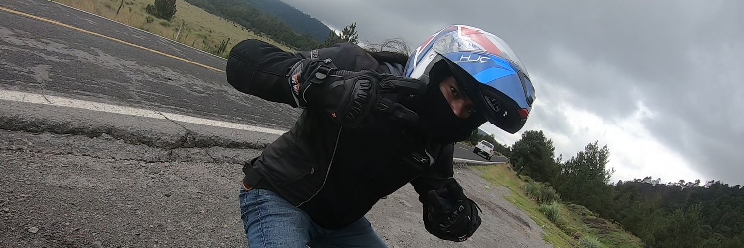 RiFlHe's profile banner image
