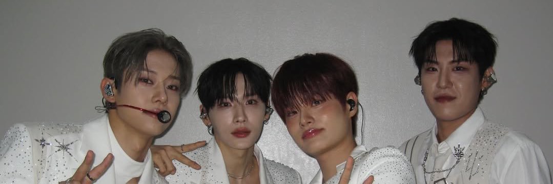 lyeolle's profile banner image