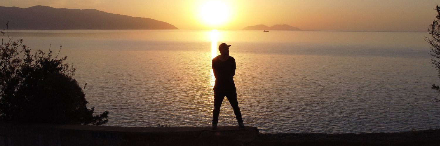 dovkolo's profile banner image