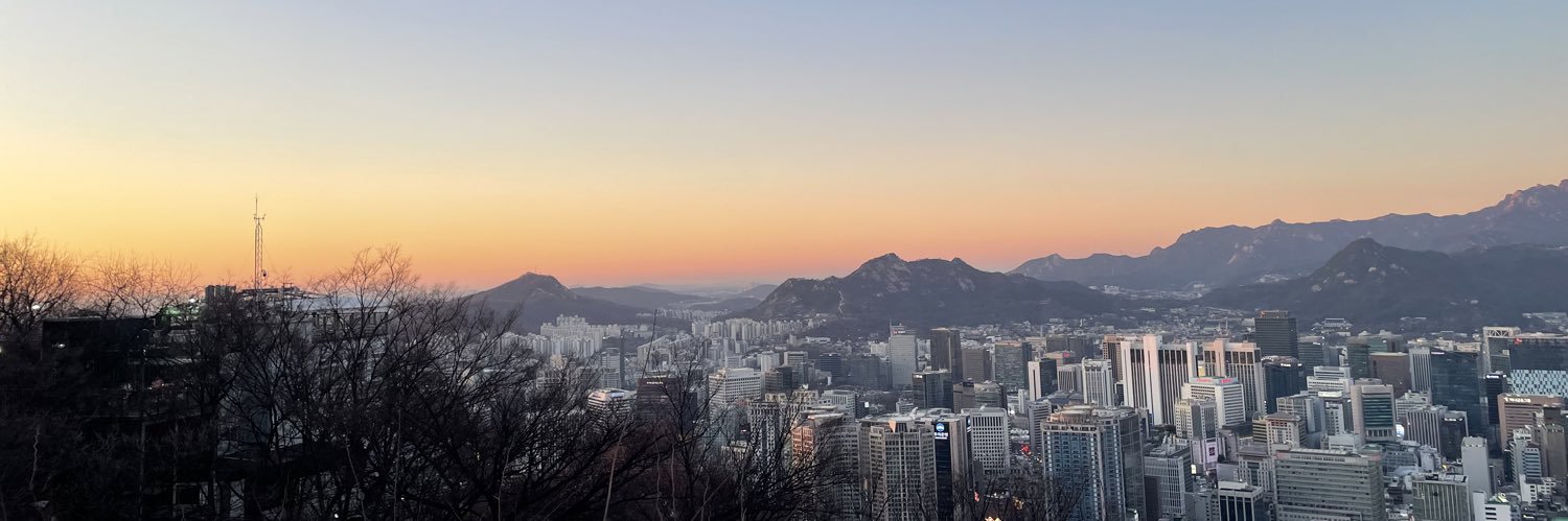 isti ◡̈ 🥐🍀🩵 banner