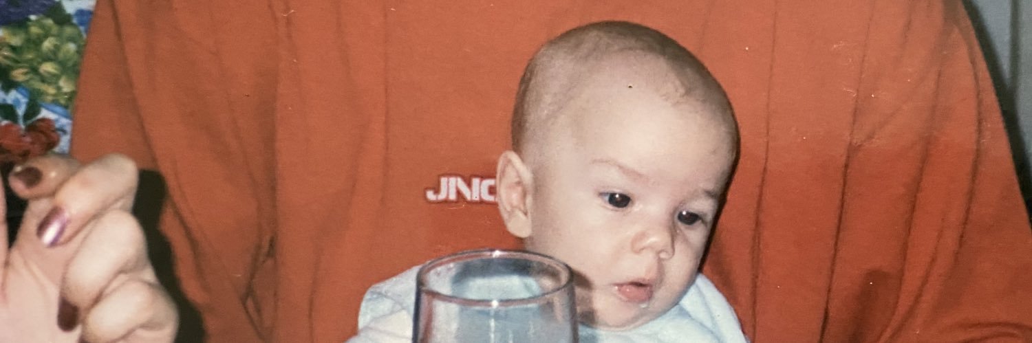 Cheesur look @ bio banner