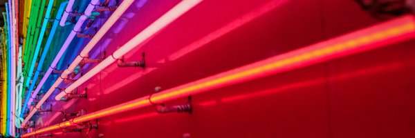 Livingthenope Profile Banner