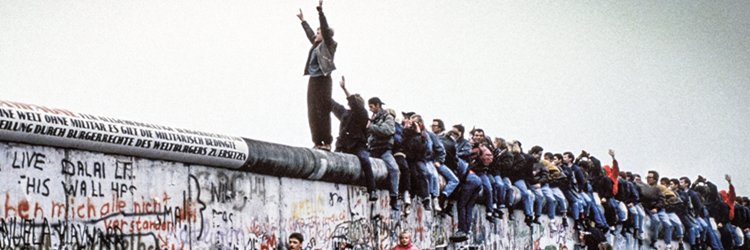 Ένα αριστερό Ζώον banner