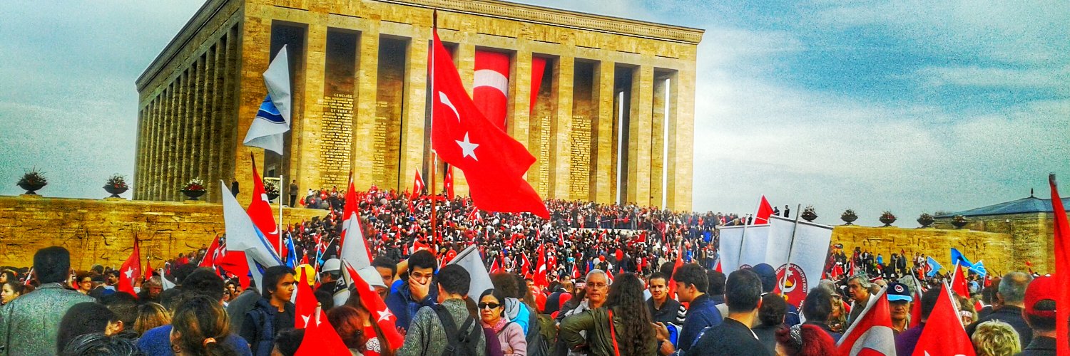 YldSalih's profile banner image